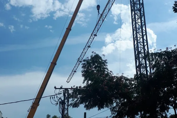 Manipulacija teškim teretom na lučkom terminalu